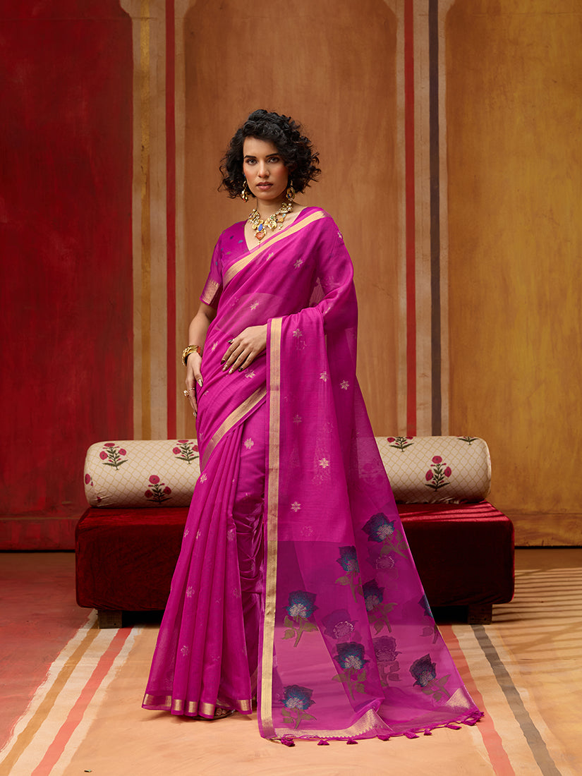 Monjolika Fashion Magenta Handloom Cotton Blend Weaving Classic Saree