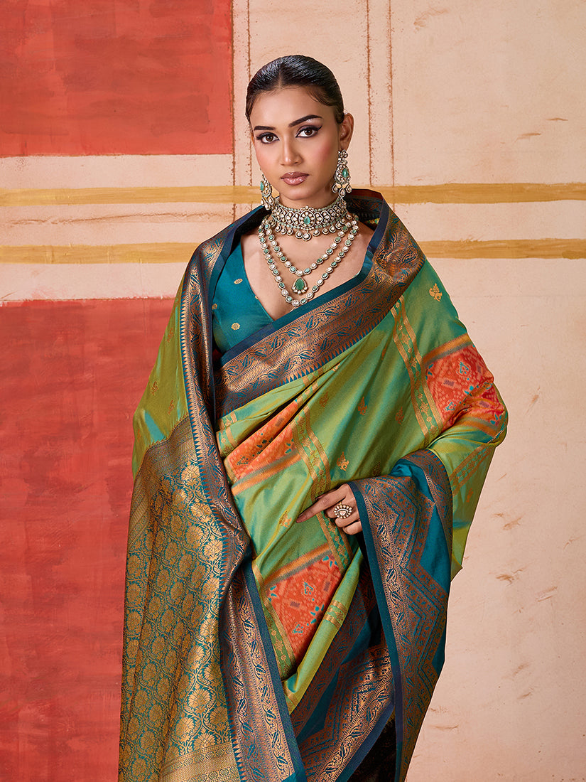 Green Silk Blend Traditional Saree with Elegant Woven Work