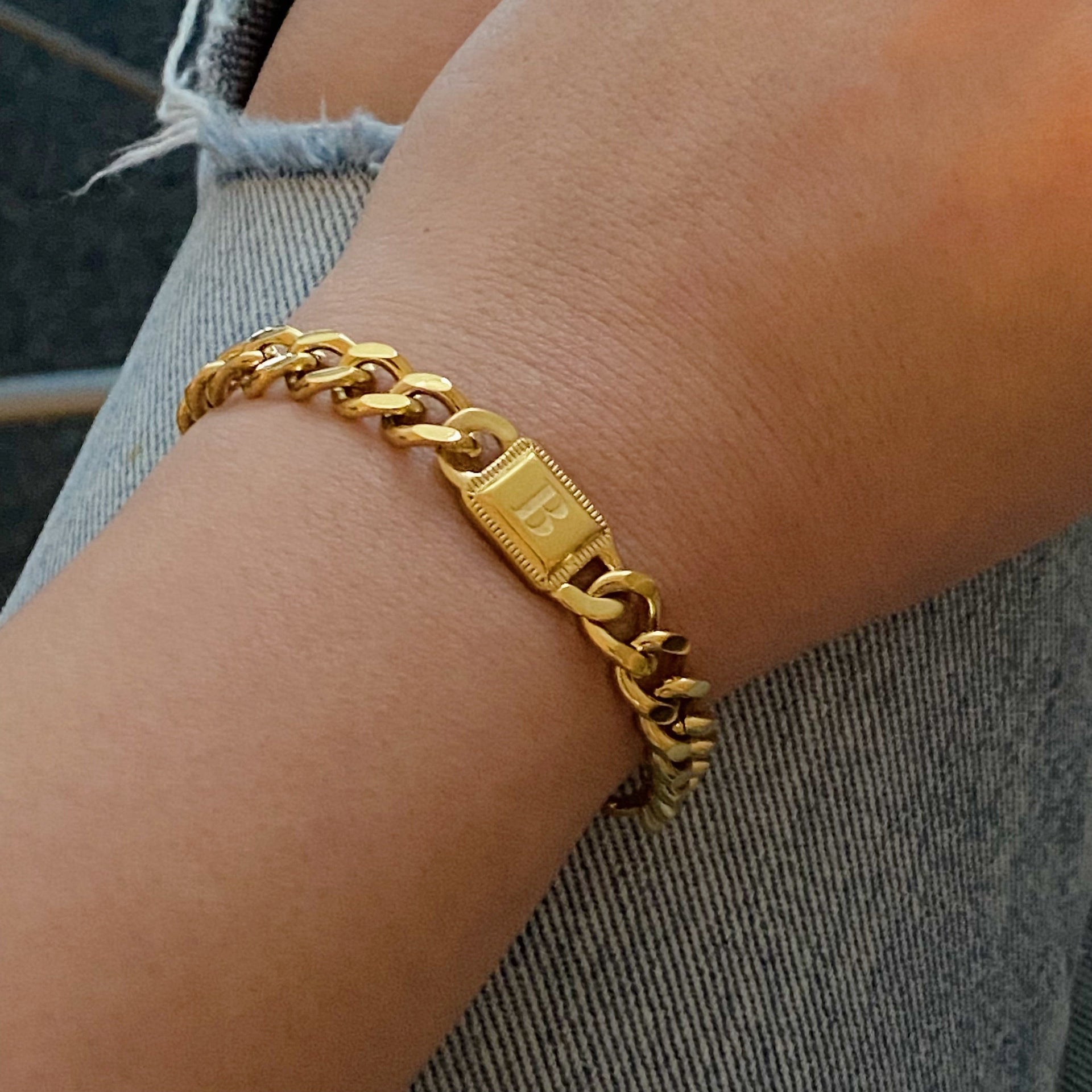 Uptown Cuban Chain Initial Bracelet
