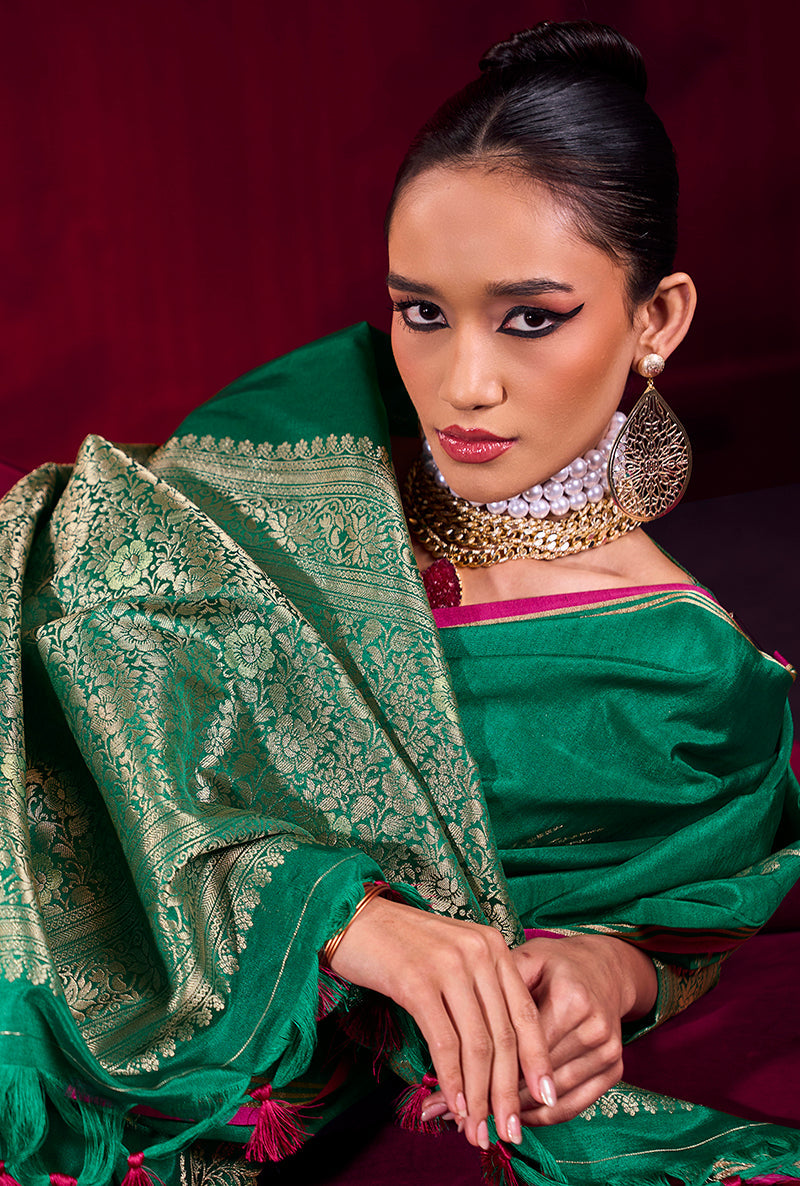 Dark Green Satin Linen Handloom Silk Saree with Shimmering Weave