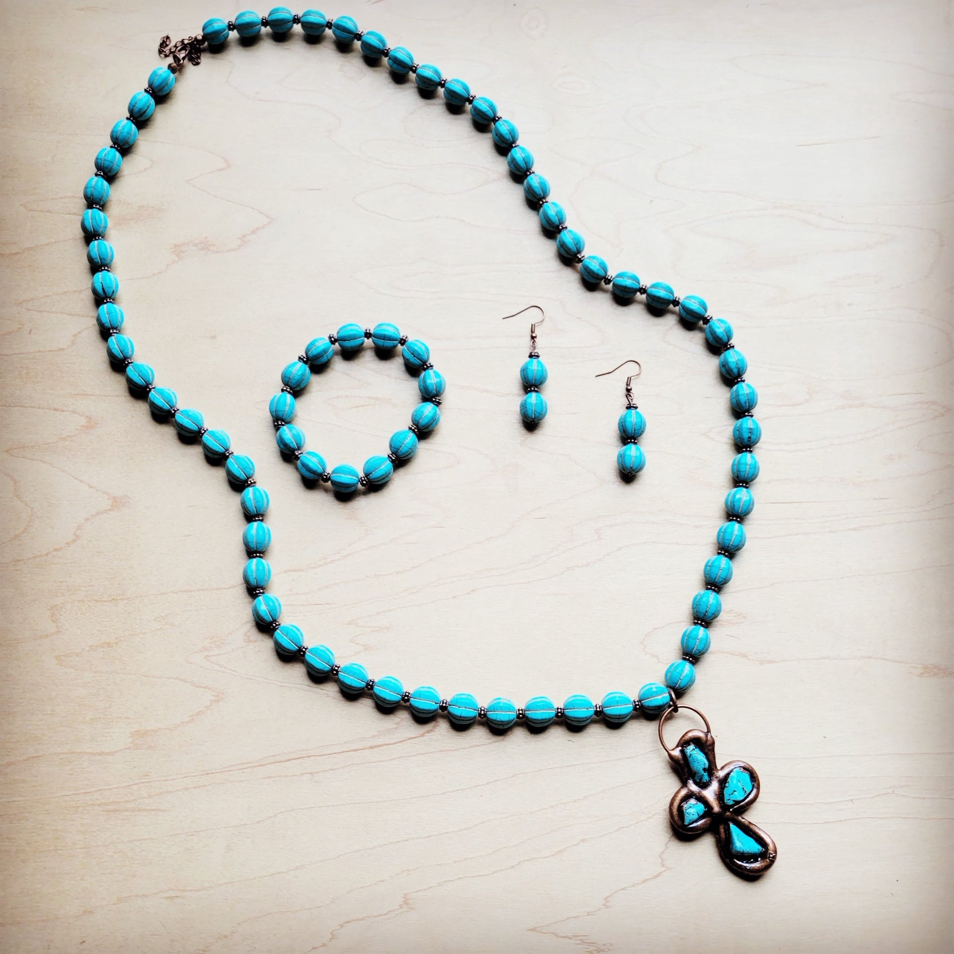 **Turquoise Blue Melon Beaded Stretch Bracelet 809g