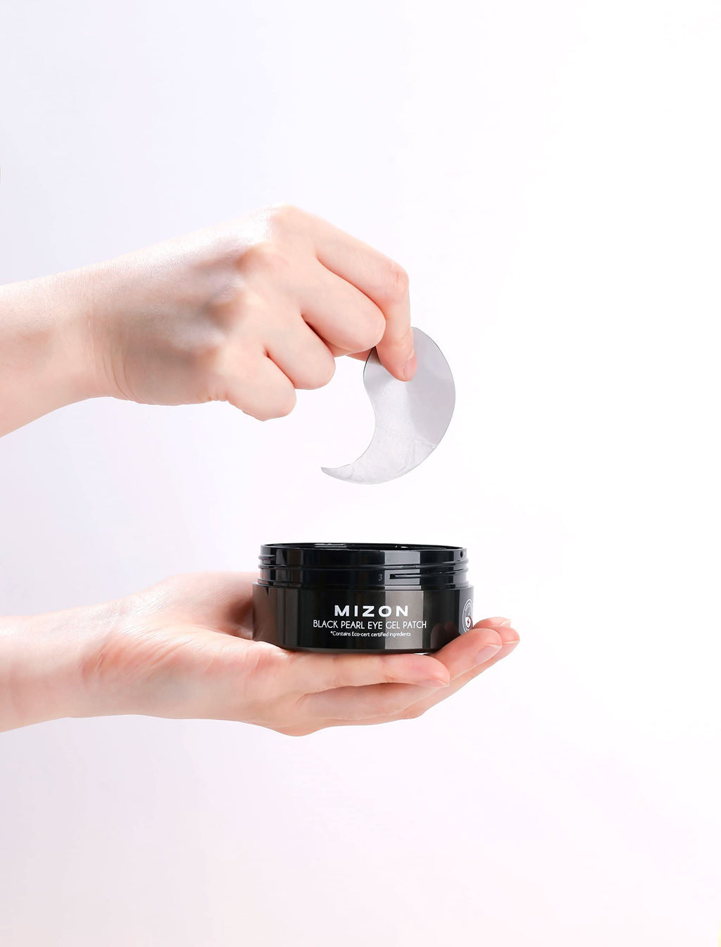 Black Pearl Hydrogel Eye Patches for Revitalizing Under Eye Care