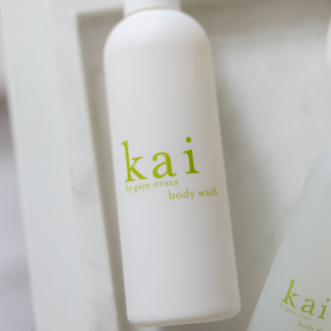 kai Hydrating Foaming Body Wash with Vitamin E & Botanical Extracts