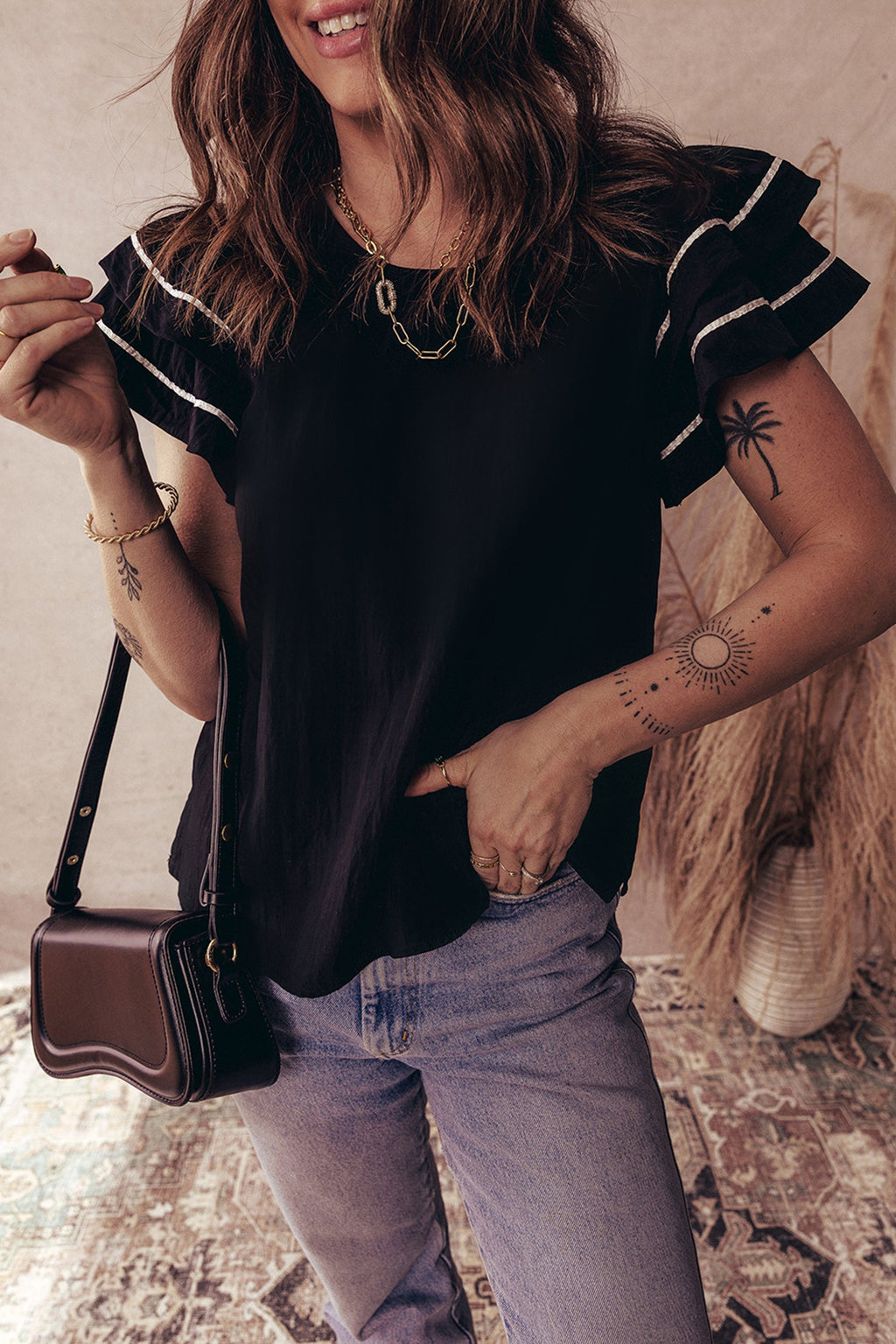 Contrast Trim Ruffle Short Sleeve Blouse