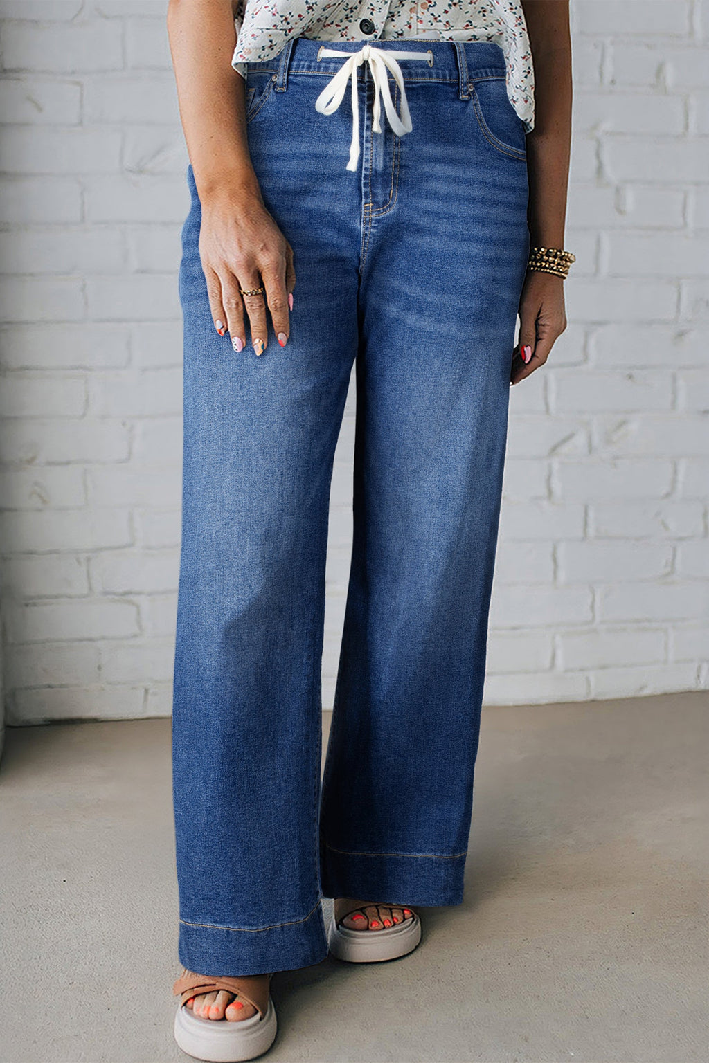 Light Blue Acid Wash Contrast Lace-up Plus Size Jeans
