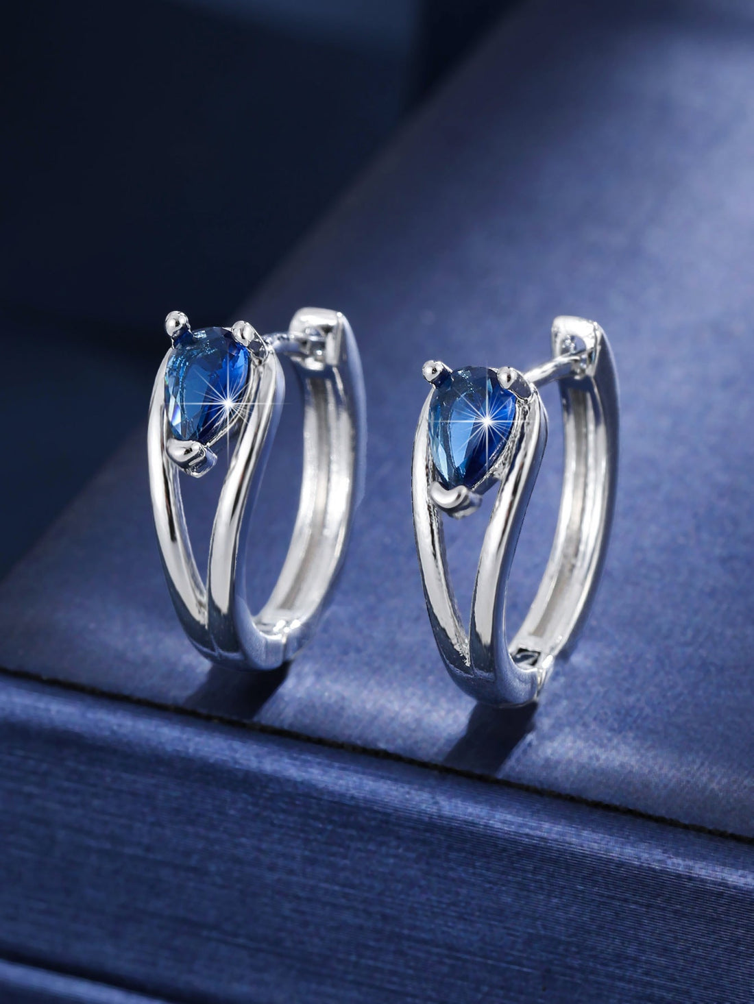 Water-Drop Double-Twist Zircon Ear Clips - Minimalist Gold & Silver