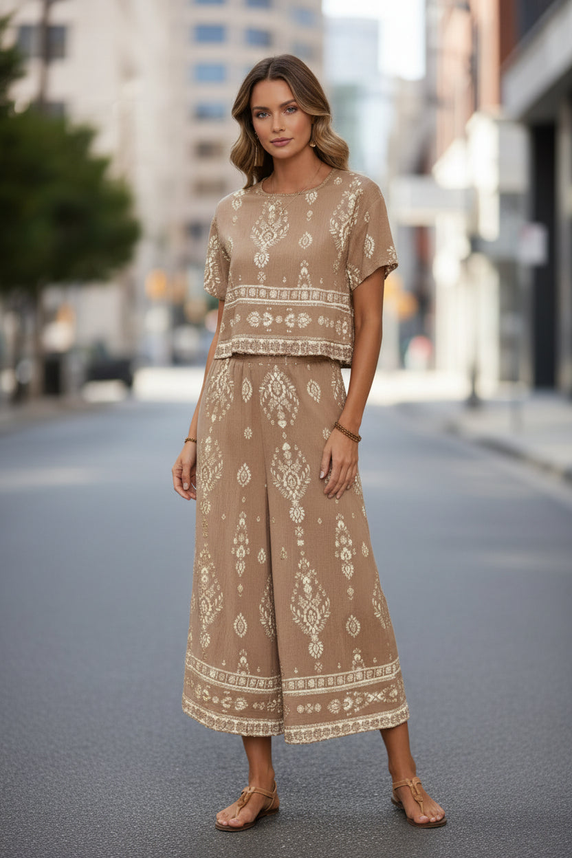 Women's Ethnic Print Two-Piece Crop Top and Straight-Leg Pants Set - Image 2