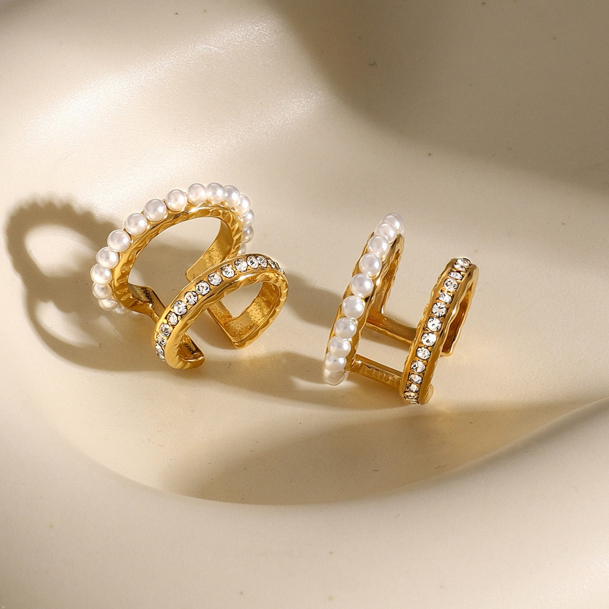 18K gold exquisite and noble double-layer inlaid pearls and diamonds design light luxury style earrings