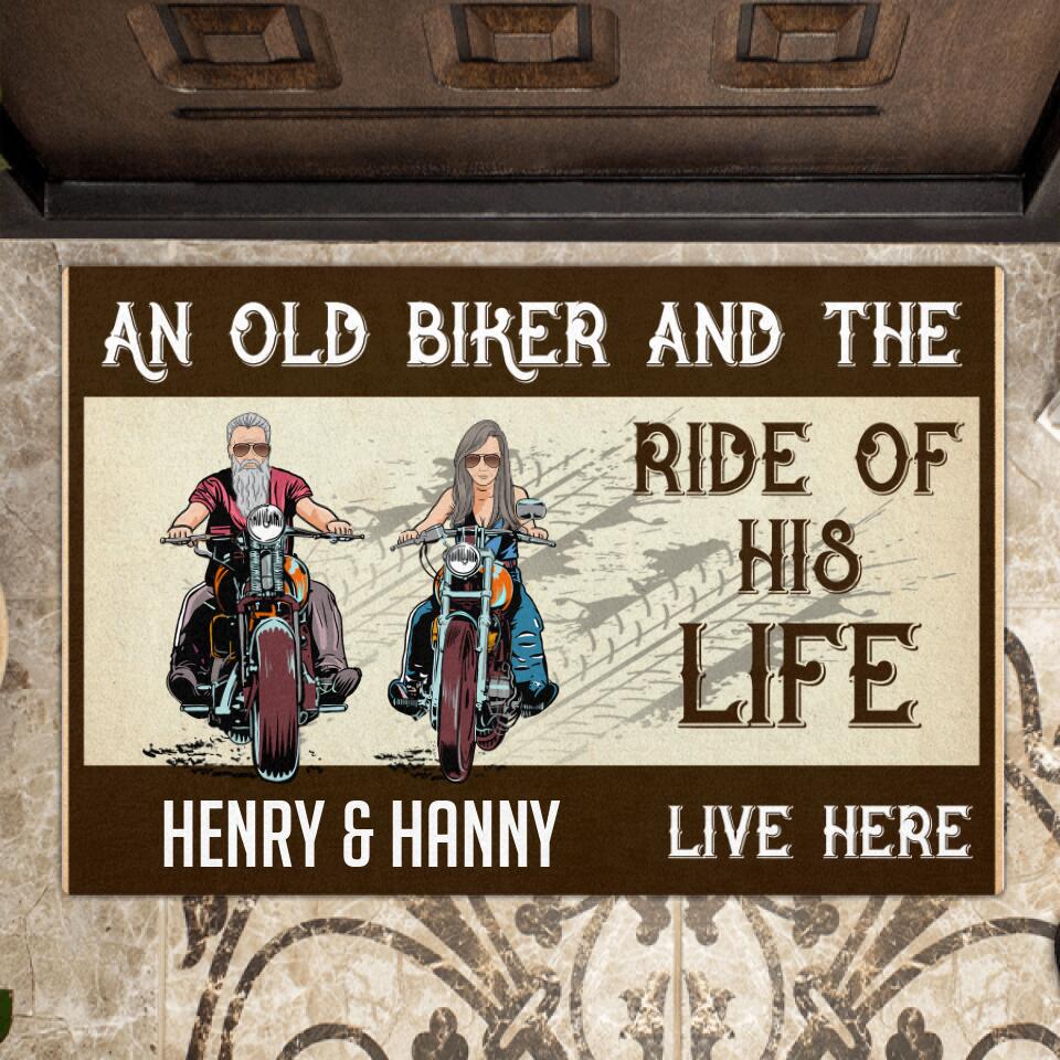 Personalized Couple Biker Doormat - Gift Idea For Couple - An Old Biker And The Ride Of His Life Live Here