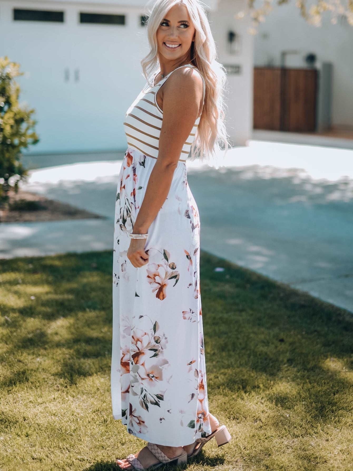 Zora Striped Floral Sleeveless Maxi Dress with Pockets