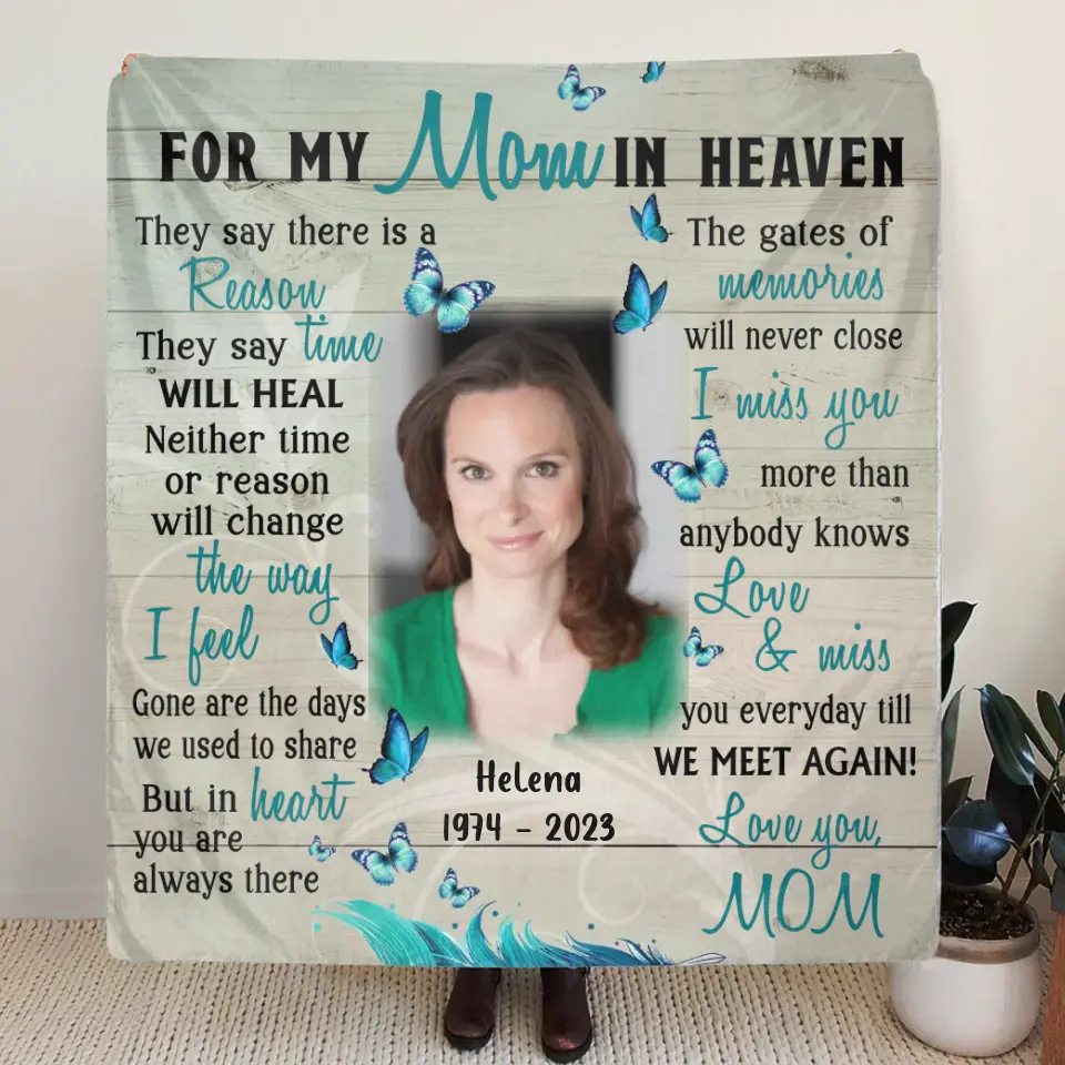 Personalized Memorial Photo Fleece Throw Blanket/Quilt - Memorial Gift Idea For Mother's Day - I Miss You More Than Anybody Knows