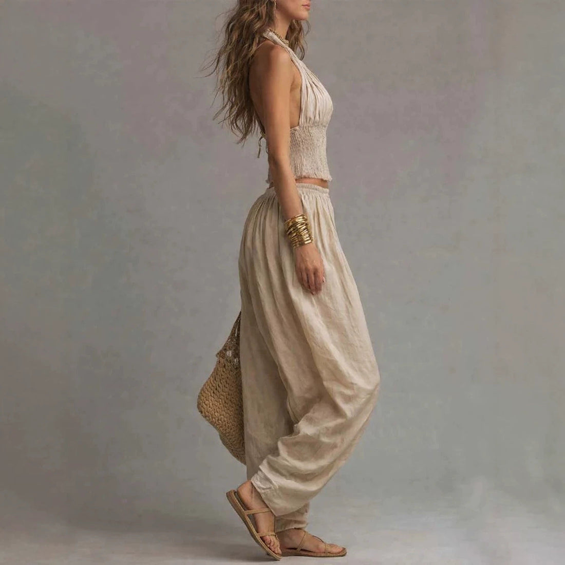 Women's Backless Halter Top & Wide-Leg Pants Set - Resort Wear
