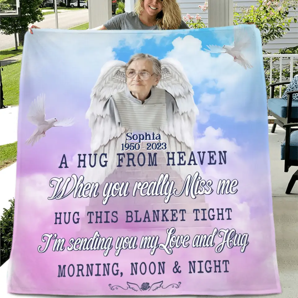Personalized Memorial Quilt/Fleece Throw Blanket - Upload Photo - Memorial Gift Idea For Family Member - I'm Sending You My Love And Hug