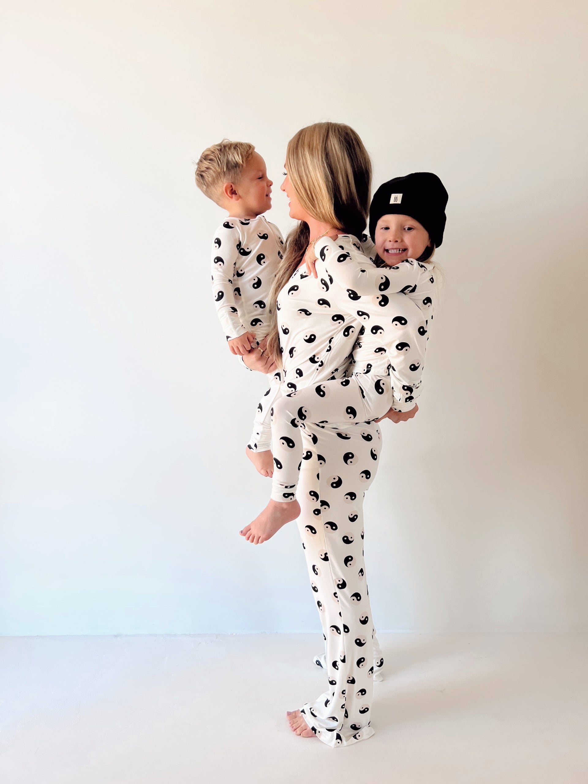 Women's Bamboo Pajama Set in Black and White Yin Yang Print