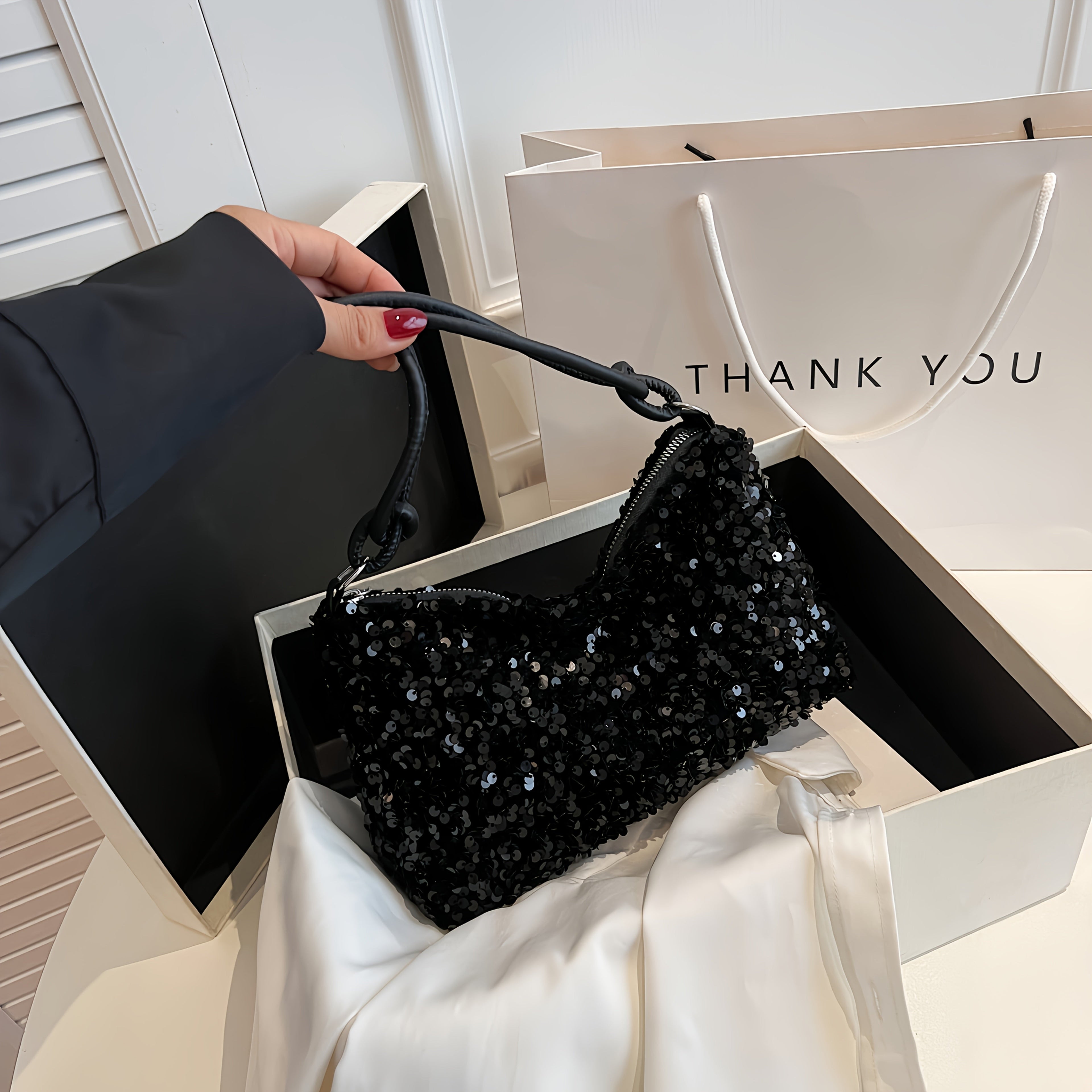 Sequin Shoulder Bag Stylish Spacious  EyeCatching