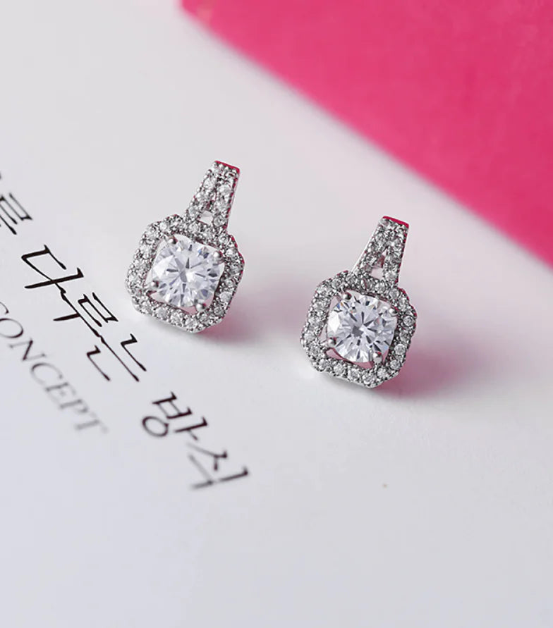 Women's Square Diamond Stud Earrings