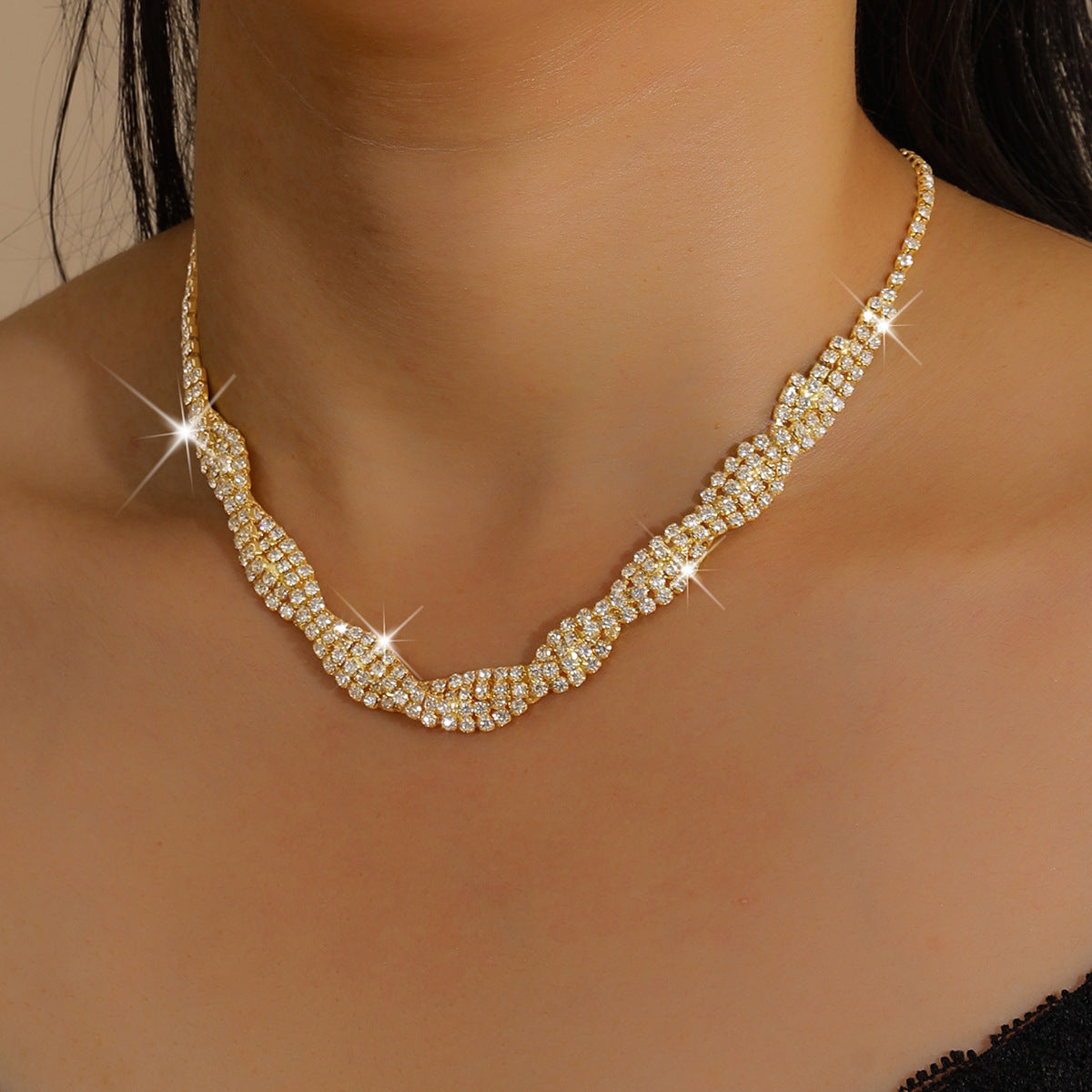 Women's Jewelry Necklace Short Clavicle Necklace Claw Chain Rhinestone Jewelry Tassel Earrings Versatile Accessories Holiday Gift Batch