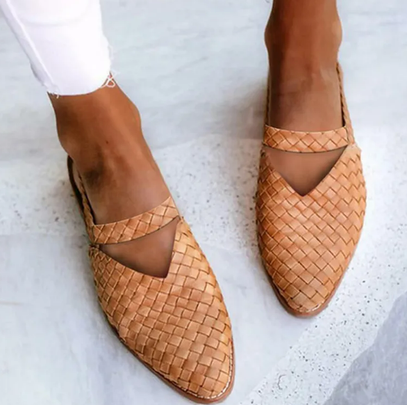 Pointed Toe Woven Women's Flat Shoes