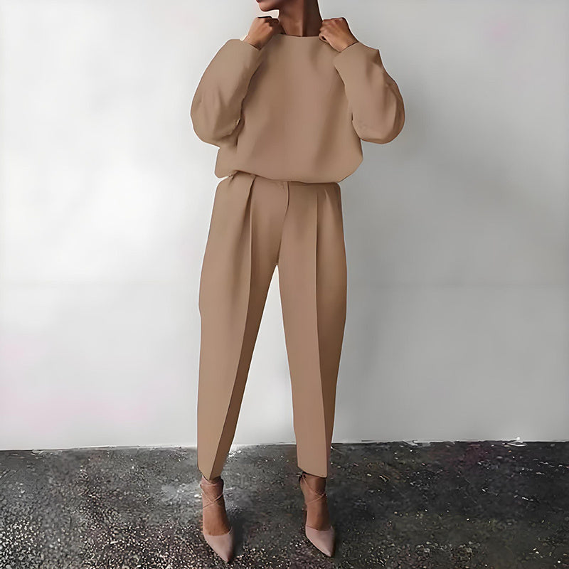 Women’s Solid Color 2-Piece Long Sleeve Top and Pleated Pants Set - Image 7
