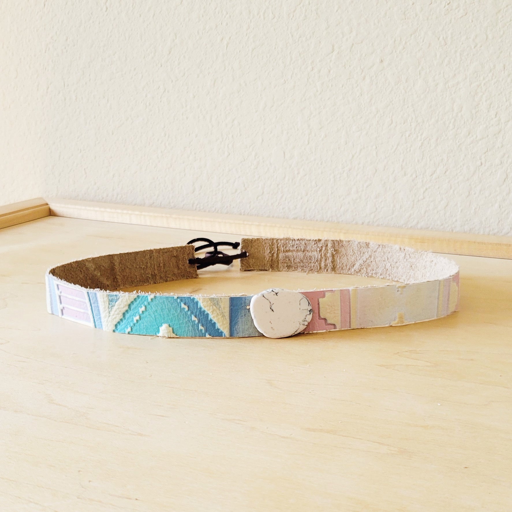 Pastel Navajo Embossed Leather Hat Band with Turquoise Accent - Image 2