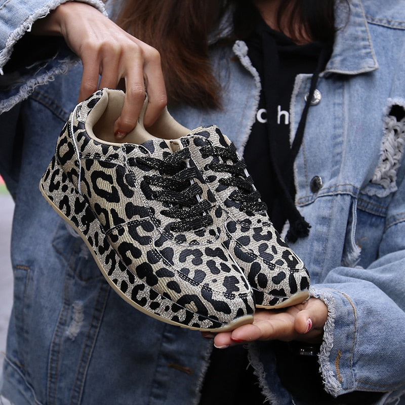 Trendy Leopard Print Lace-Up Casual Sneakers for Women - Image 2