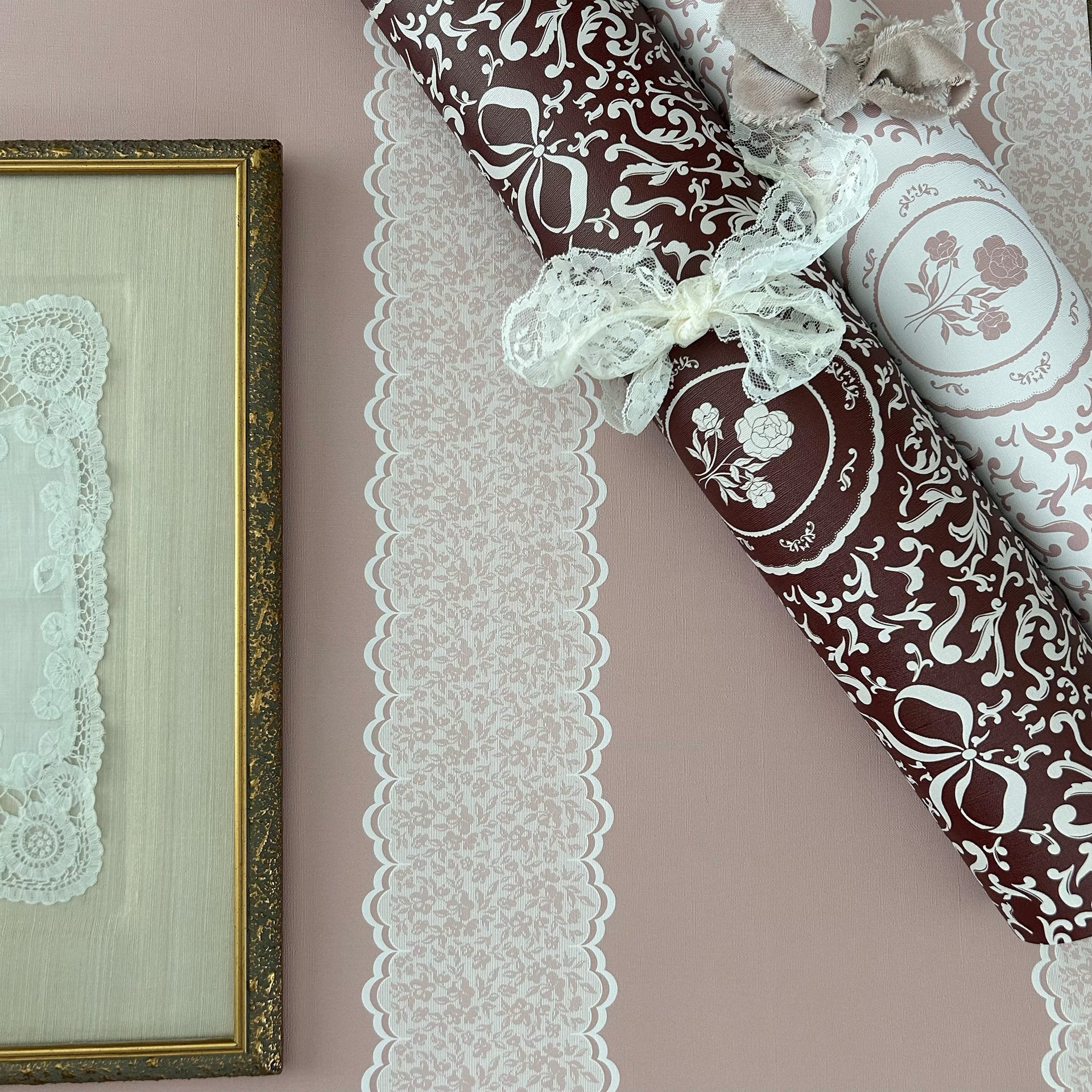 Clara Floral Removable Wallpaper - Vintage Shabby-Chic