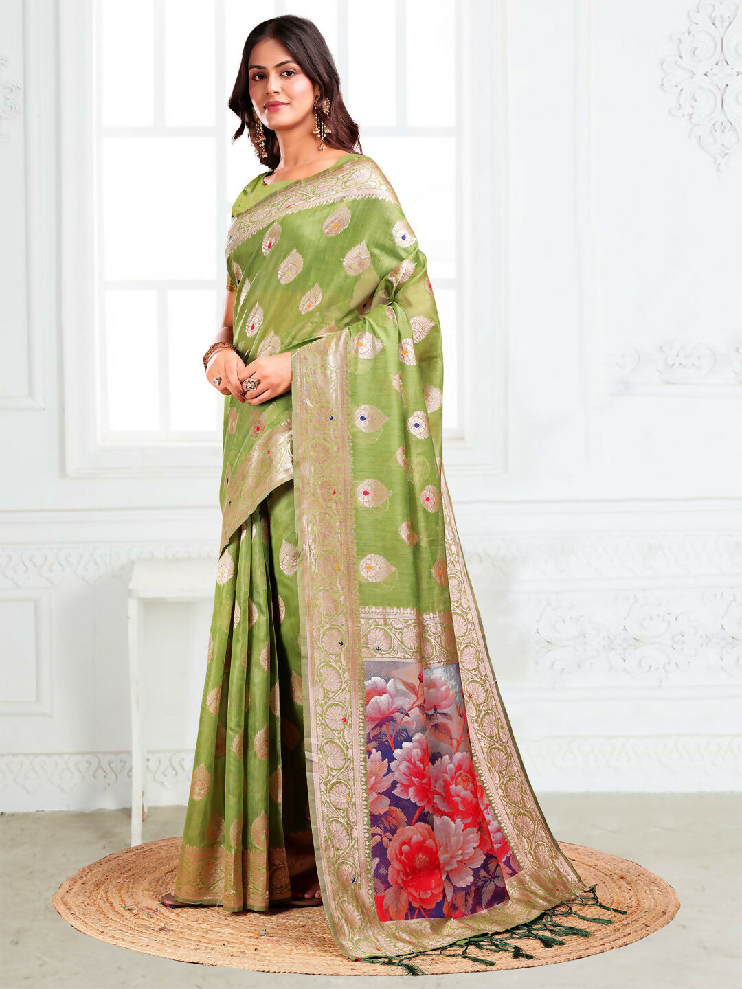 Green Linen Cotton Saree with Matching Blouse Piece