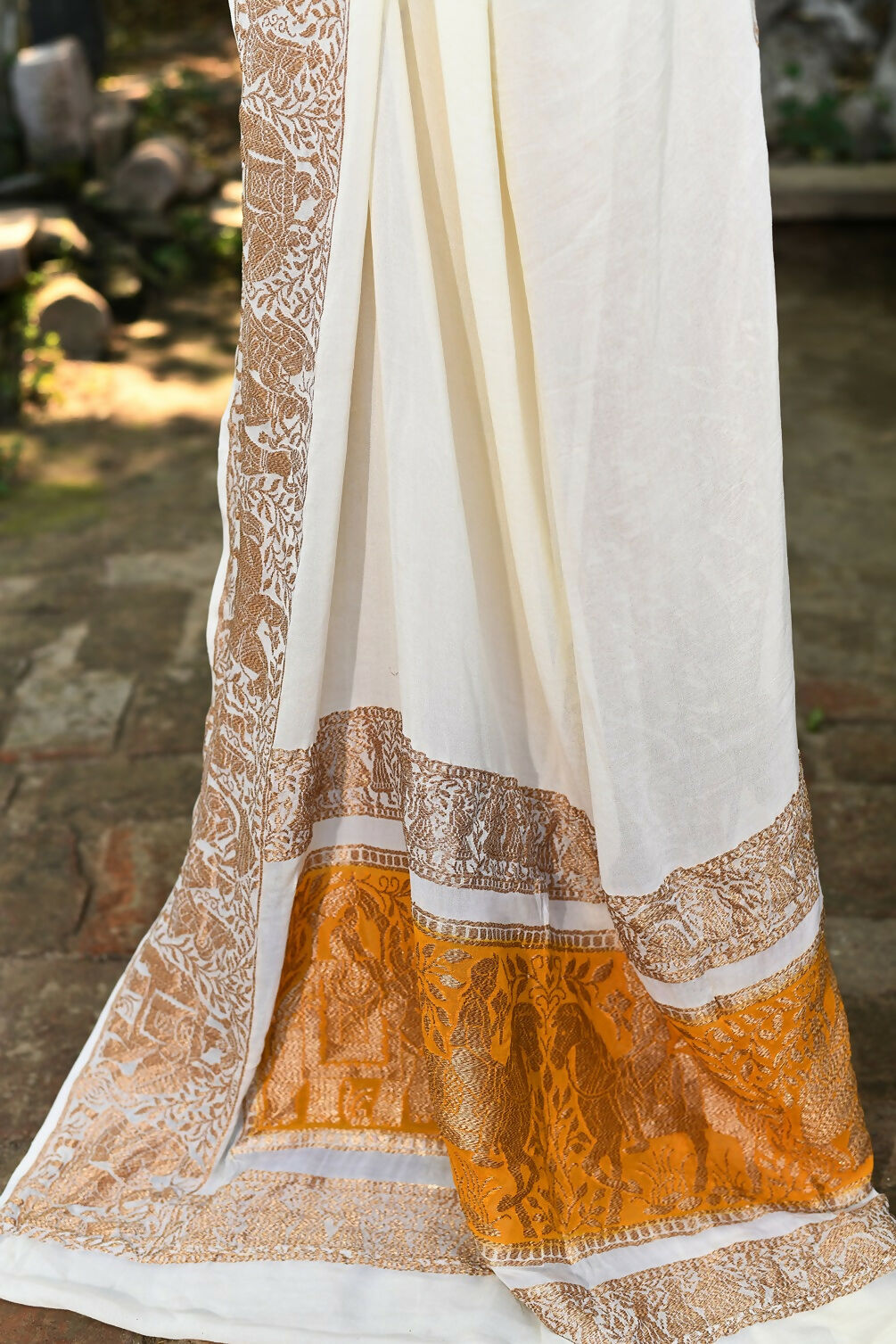 Cream Crepe Chiffon Banarasi Silk Handloom Saree