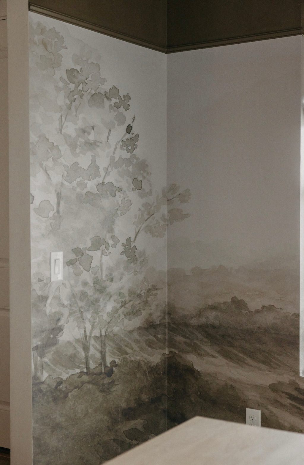 Somerset Fields Nature-Inspired Wallpaper in Taupe and Cream