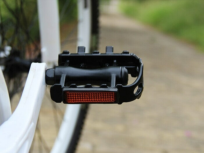 Universal Non-Slip Aluminum Platform Pedals for Mountain Bikes