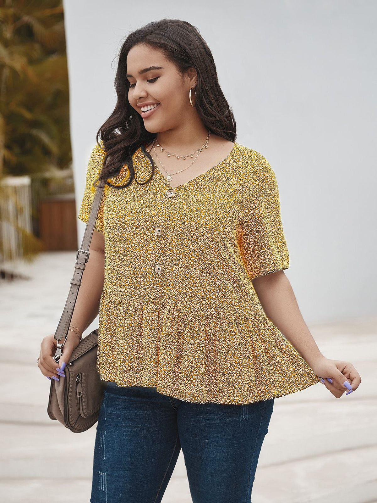 Plus Size Women's Short Sleeve Tops and Shirts