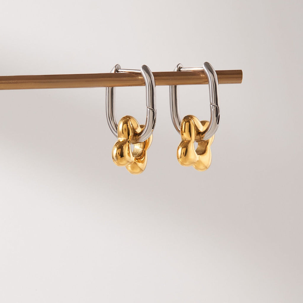 18K Gold Floral Hoop Earrings