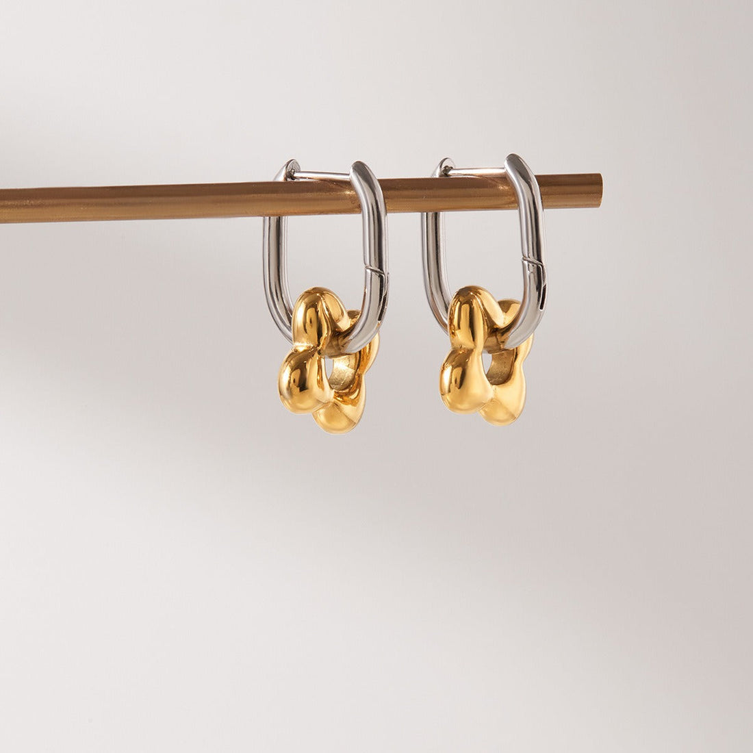 18K Gold Floral Hoop Earrings
