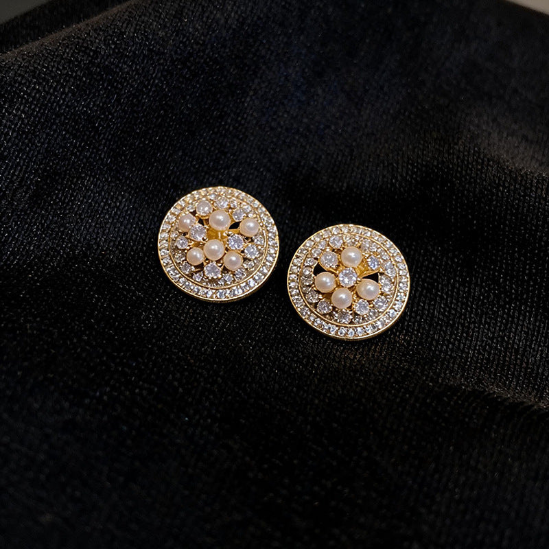 Women French Retro Cubic Zirconia Pearl Stud Earrings,Niche Design Delicate Versatile Fashion Dangle Earrings For Daily Party Occasion Jewelry