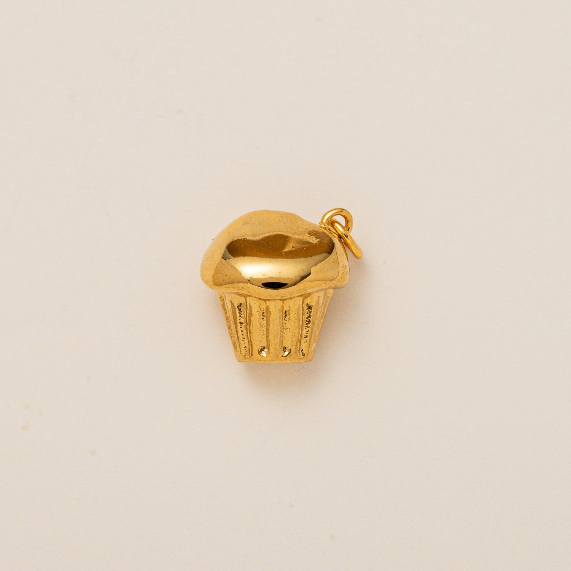 18K Gold Vacuum Plated Small Pendant Necklace