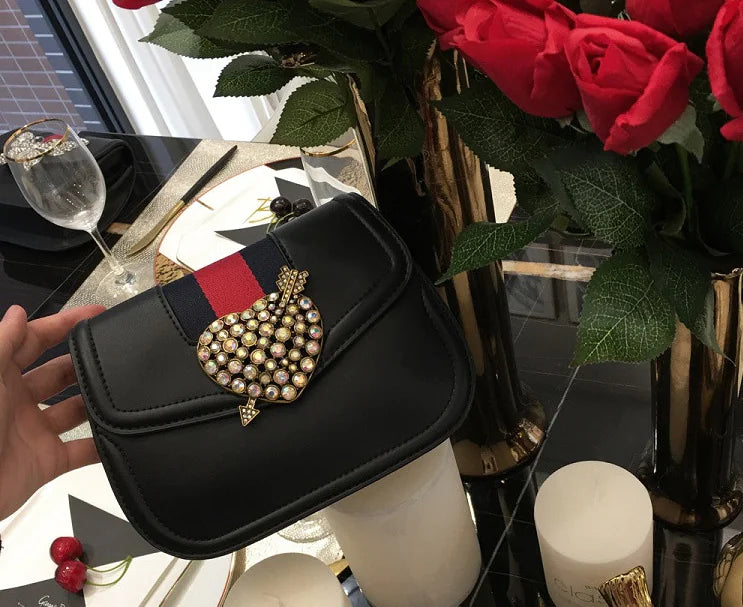 Custom High-Quality Vintage Butterfly Buckle Bag