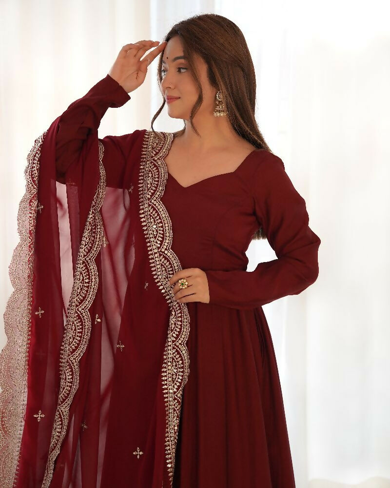 Maroon Chanderi Kurta Set with Sequence Embroidery Work