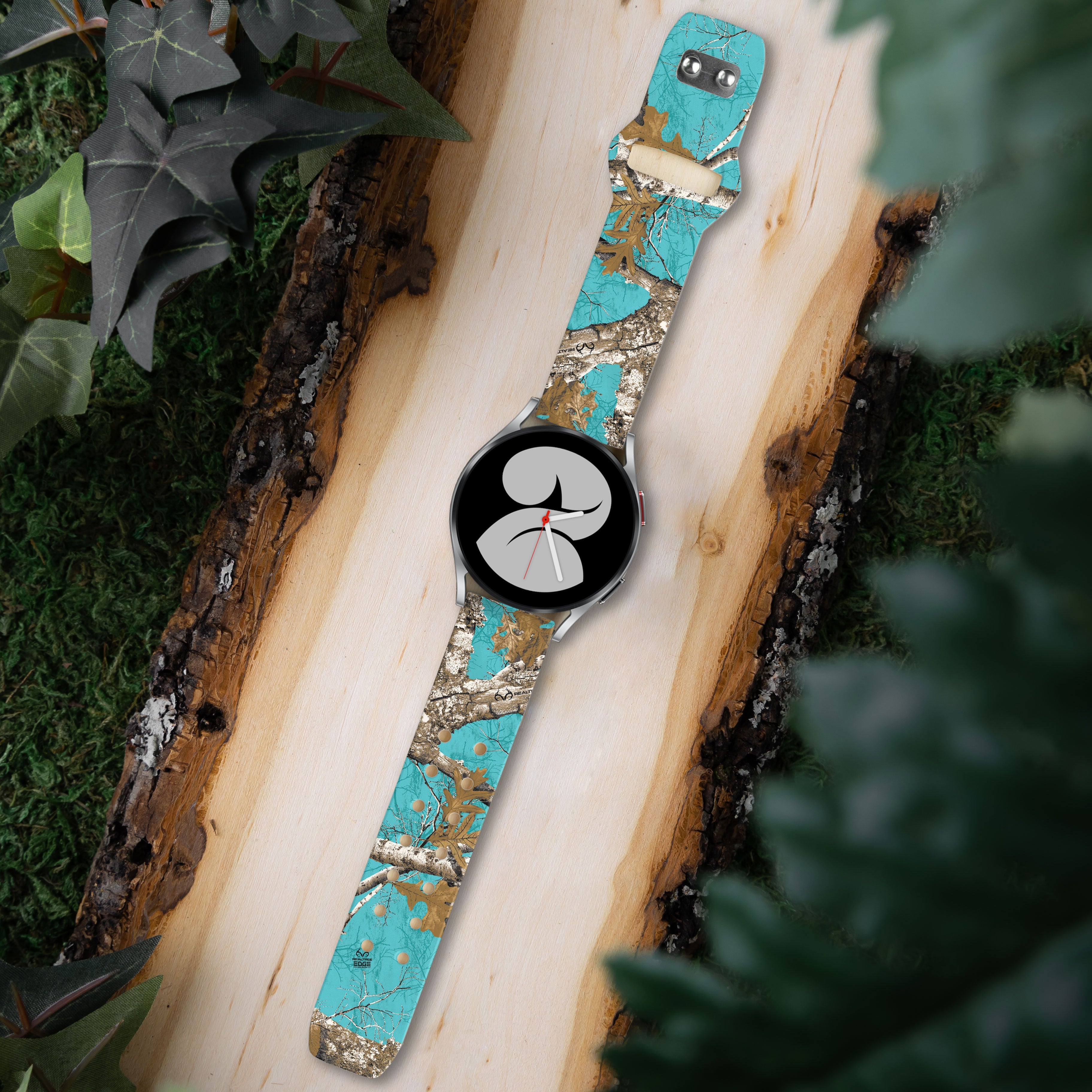 Realtree Edge HD  Watchband for Samsung, Garmin, Fossil, and More for Samsung, Garmin, Fossil, and More