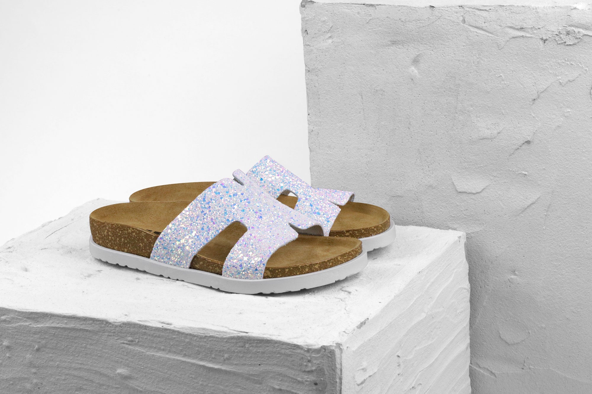 Women's Pearlized Leather Slide Sandals with Glitter Finish - Image 4