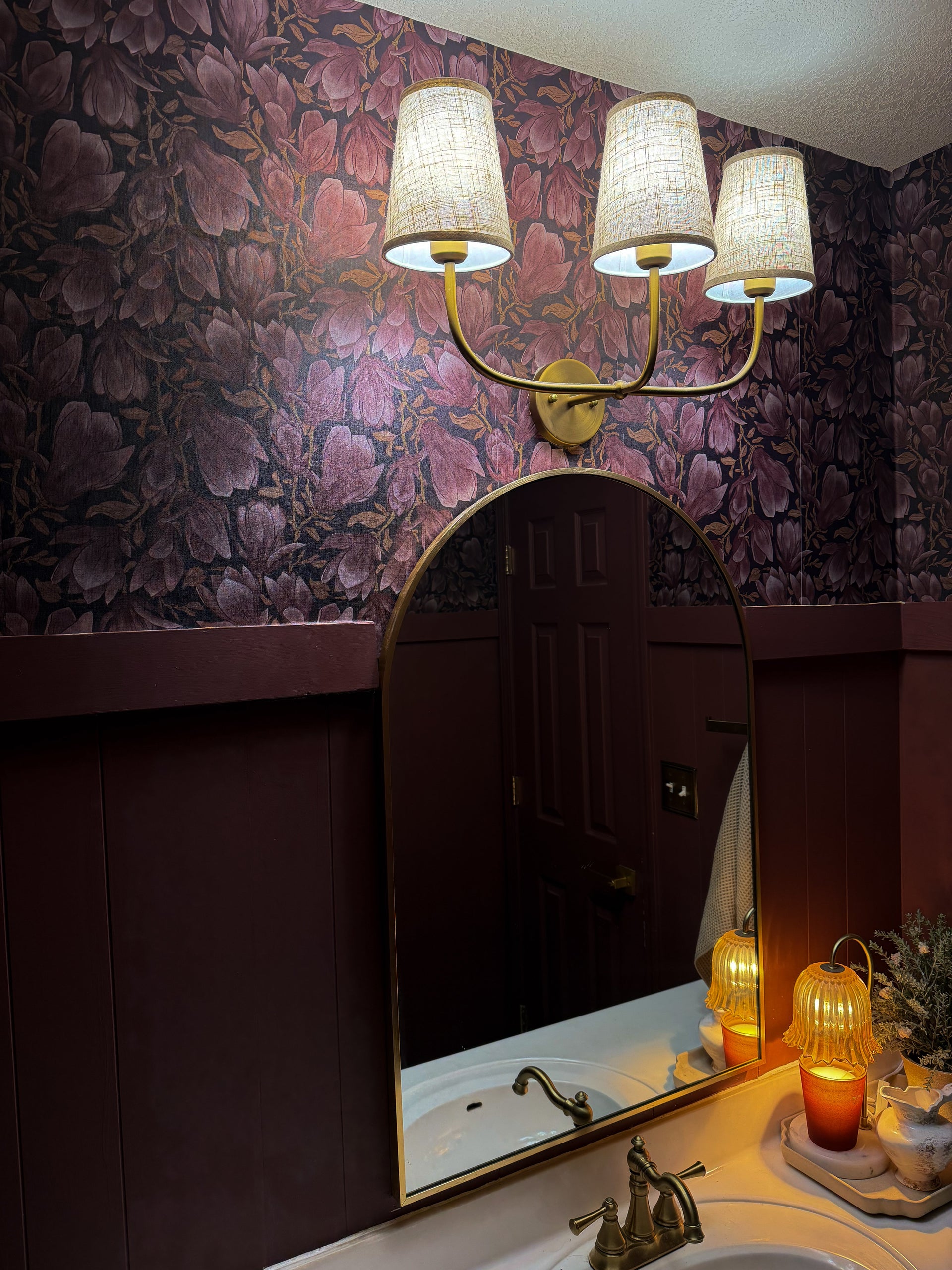 Cornelia Removable Wallpaper Peel and Stick Floral Wall Art