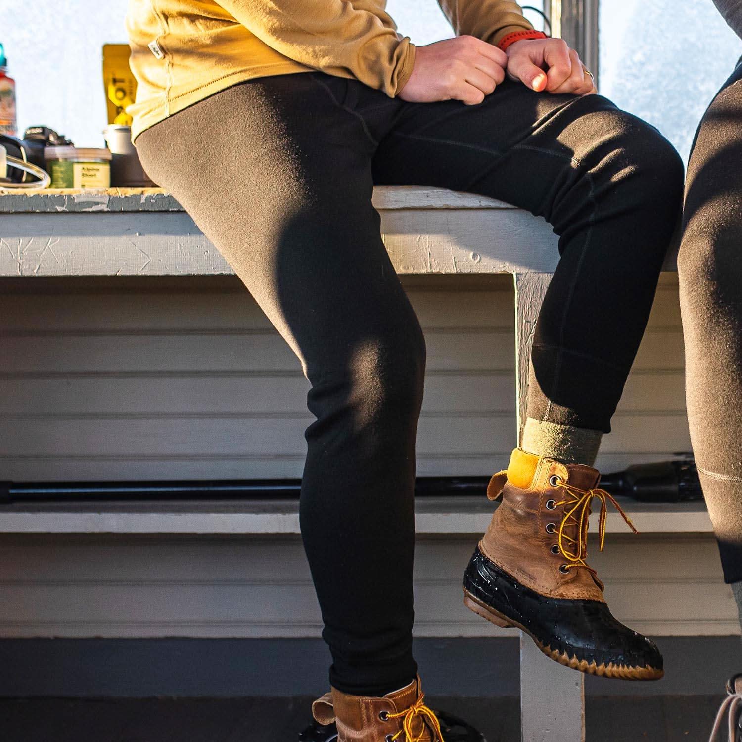 Men's Heavyweight Merino Wool Thermal Bottoms - Fitted Base Layer