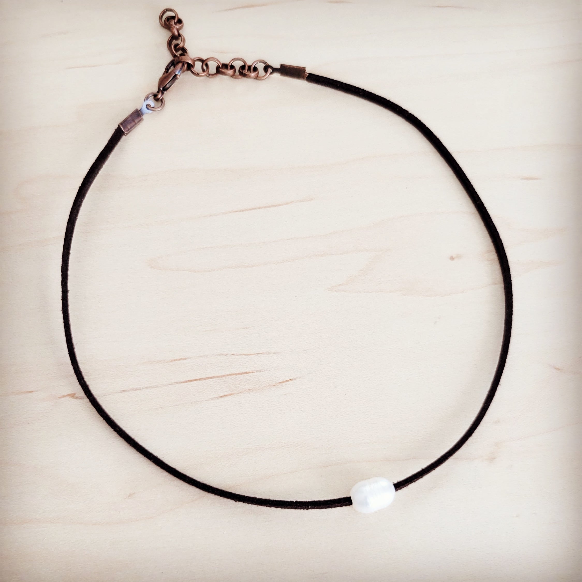Floating Pearl on Brown Leather Choker Necklace 229R
