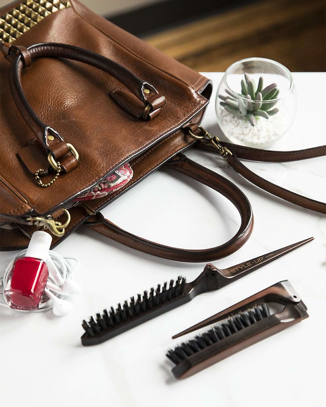 Style-Up Teasing Hair Brush Foldable Tool for Volume & Texture