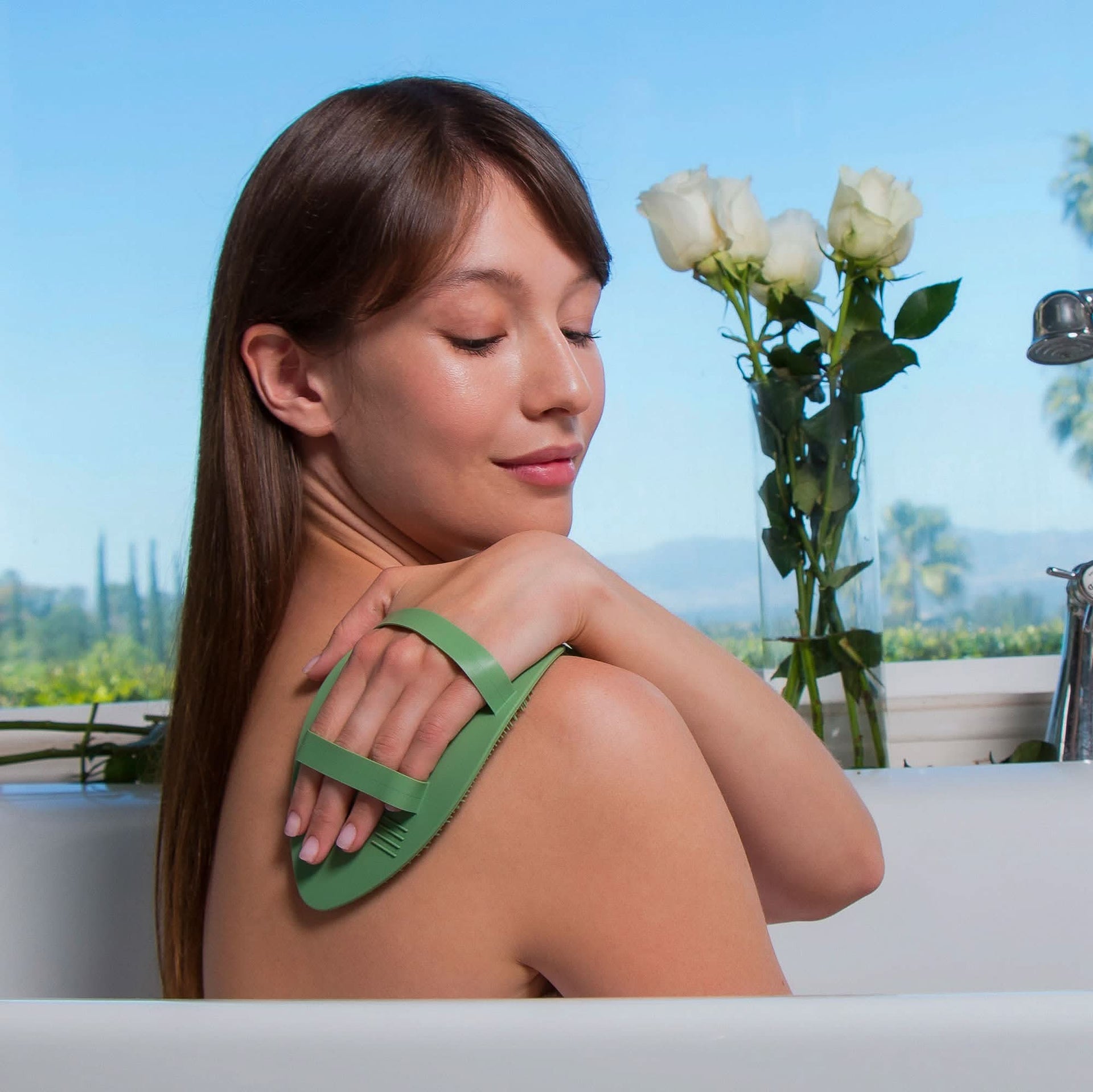 Green Silicone Body Scrubber for Minimalist Eco-Friendly Bathing