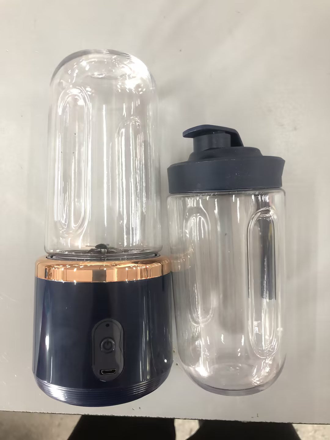 6-Blade Portable USB Rechargeable Personal Blender & Smoothie Maker