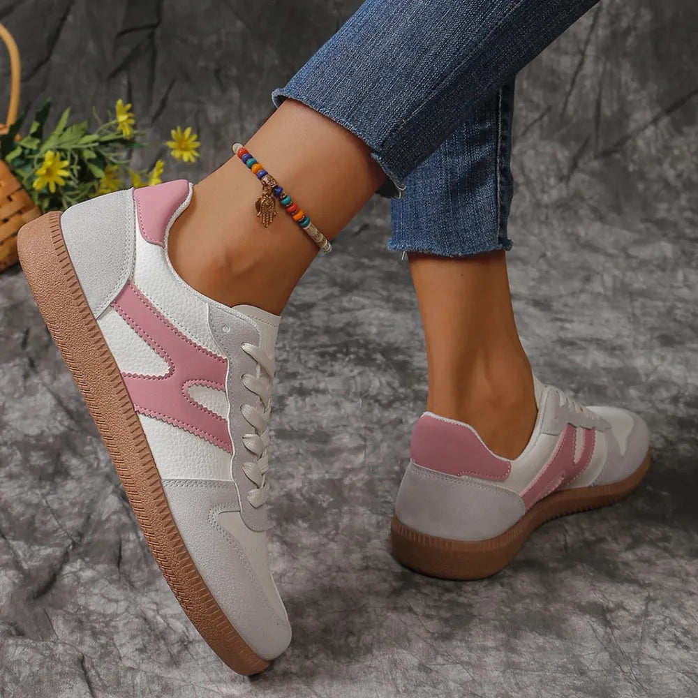 Contrast Lace-Up Round Toe Flat Sneakers - Retro Casual Shoes