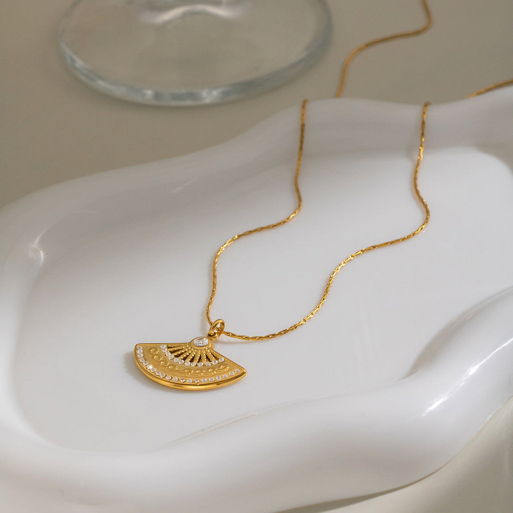 Fan-shaped Rhinestone Pendant Necklace