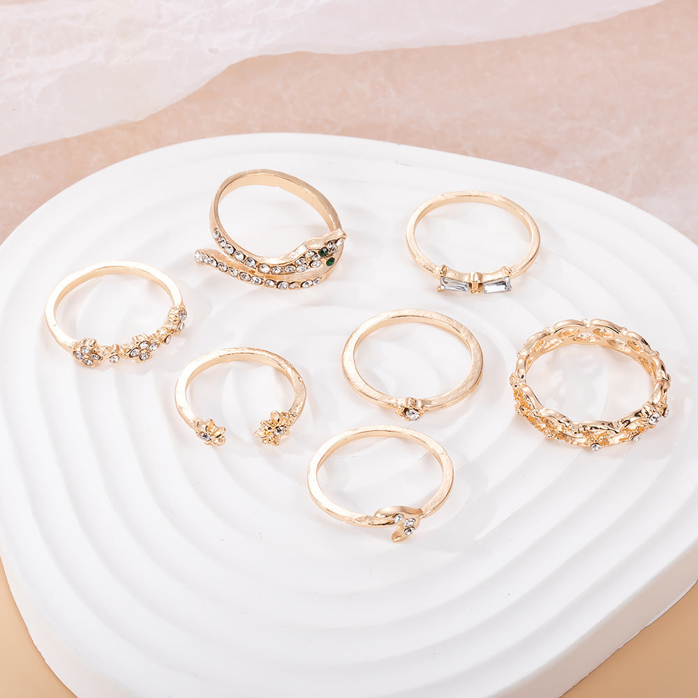 Women's Hollow Moon Snake-Shaped Ring Set