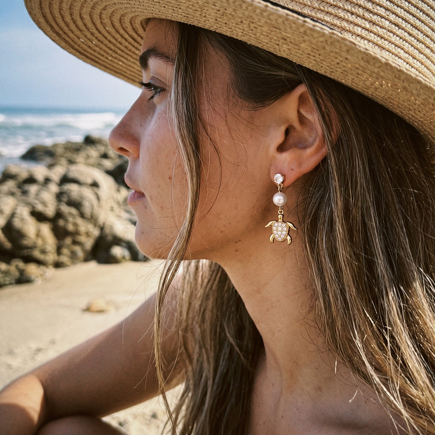 Bohemian High-quality Stainless Steel Turtle-shaped Pearl Earrings