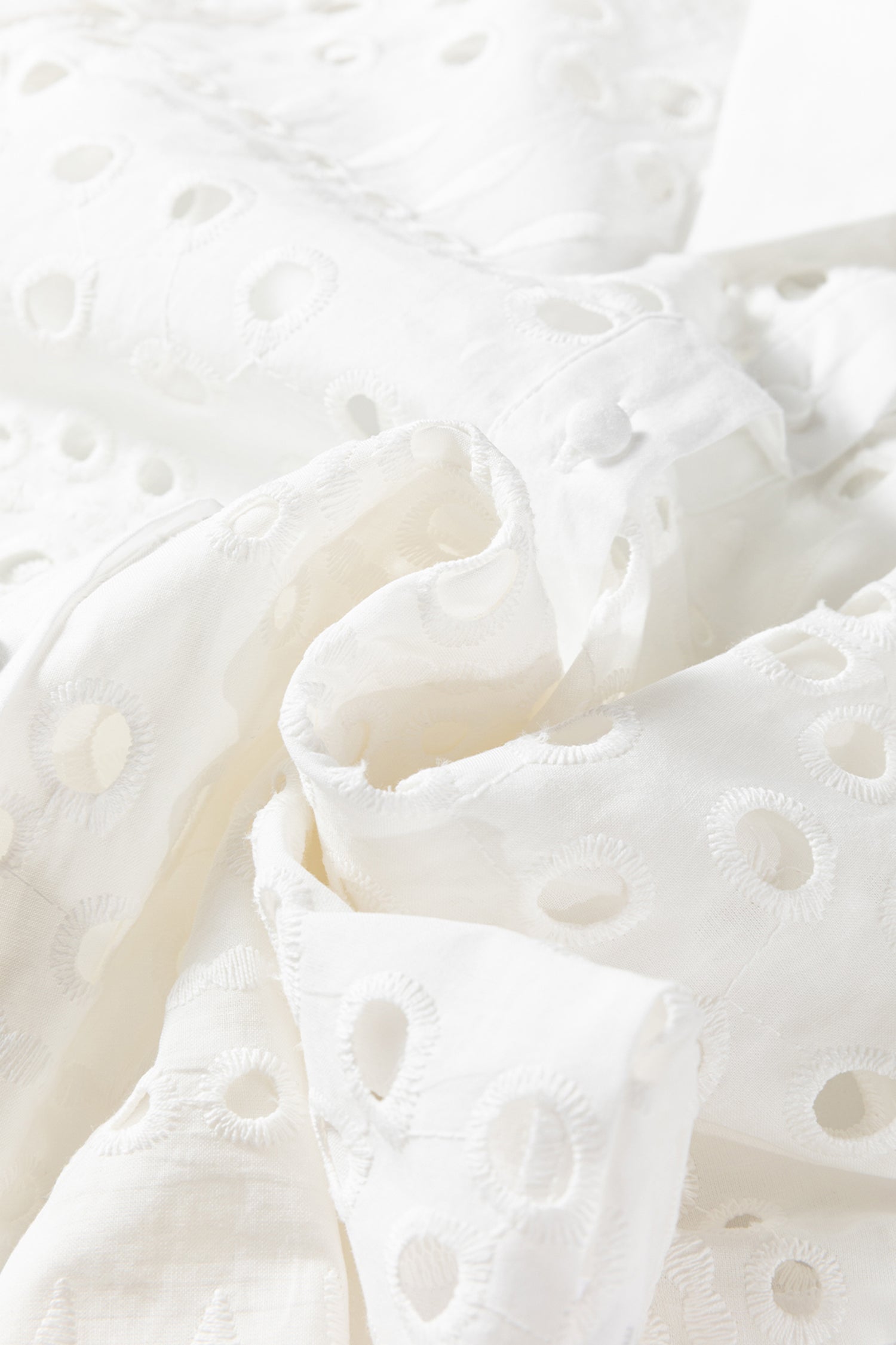 Eyelet Embroidered Puff Sleeve Cropped Cotton Shirt